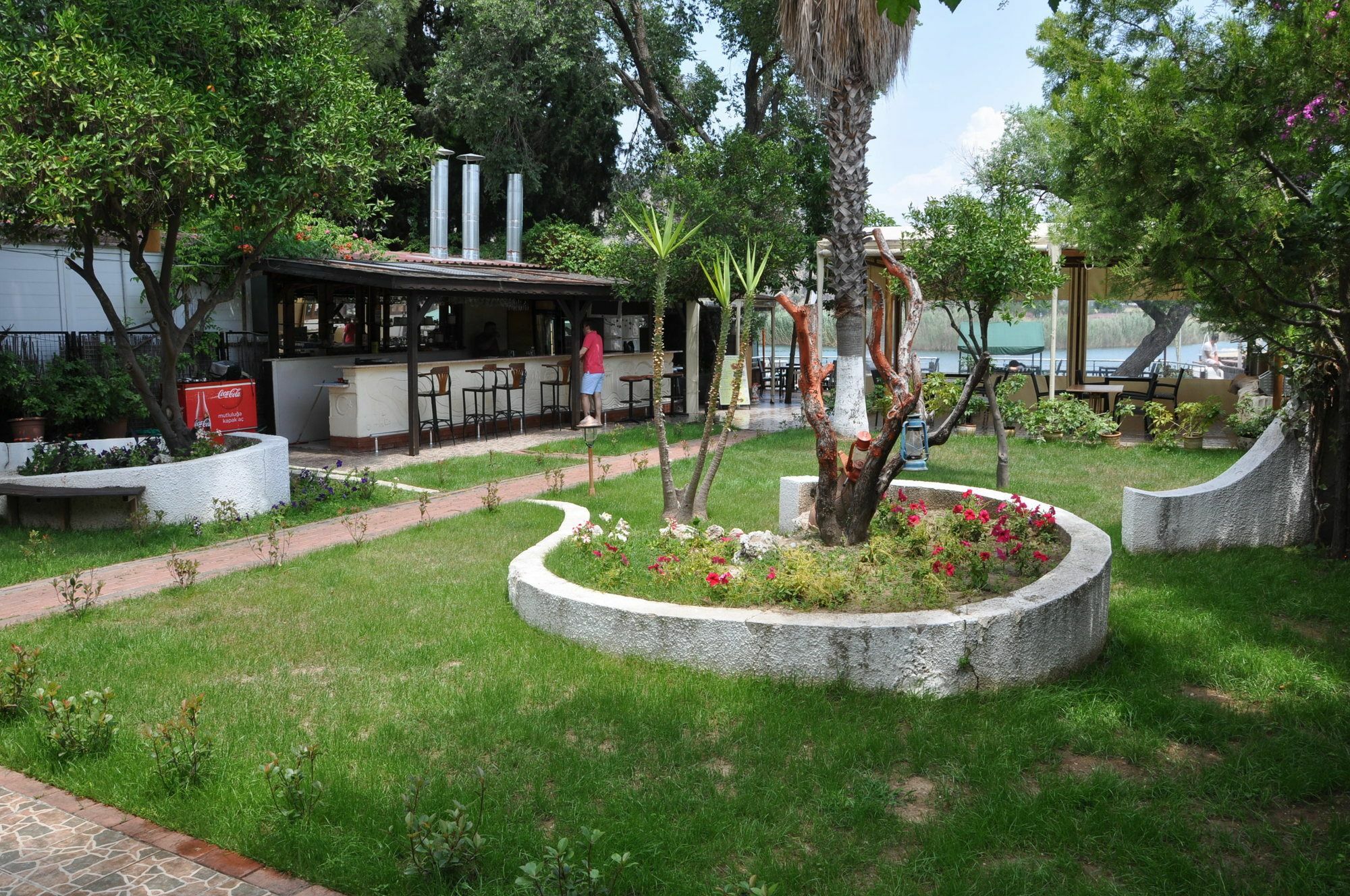 Longhouse Inn Hotel Дальян Экстерьер фото
